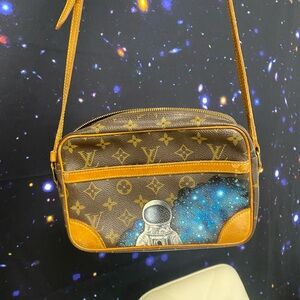 Vintage Louis Vuitton, Crossbody bag